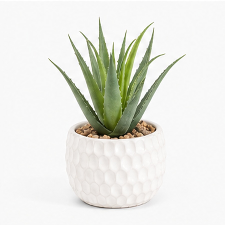 mixed-farmhouse-greenery-arrangement